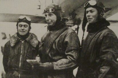 Giubbotto in pelle da Aviatore, la nascita e storia di un mito