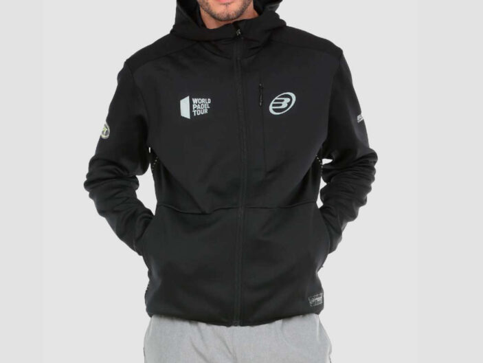 Giacca Padel, comfort e meno infortuni.